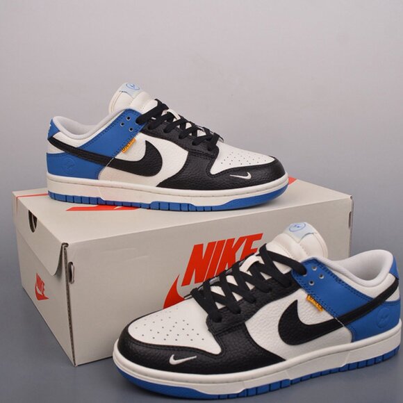 Nike SB Dunk Low Classic Blue - Picture 1 of 9